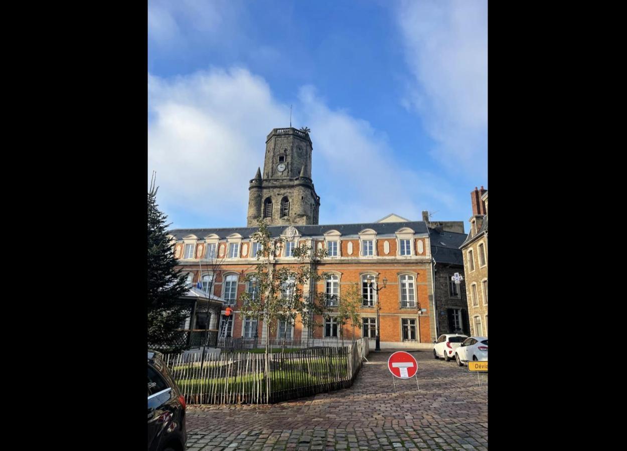 Le Henry Au Coeur De La Vieille Ville Boulogne-sur-Mer Exterior foto